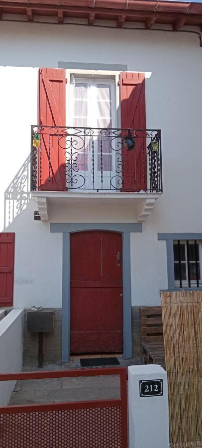 Ferienwohnung Logement Entier 5 Personnes Irissarry Exterior foto
